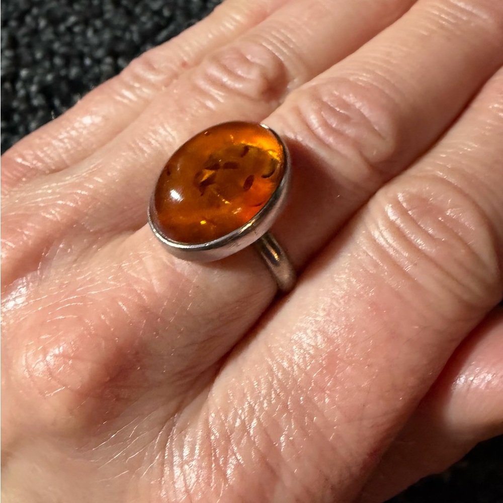 Sterling Silver Amber Ring size 8.5 - Picture 3 of 7